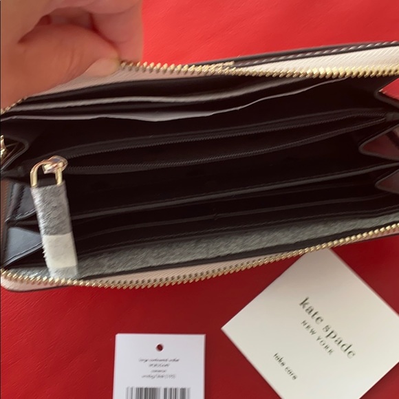 Kate Spade wallet ♠️ - Picture 3 of 7